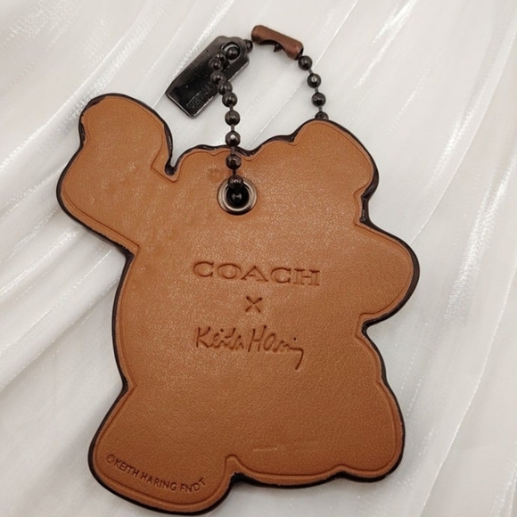 EUC: COACH x KEITH HARING "THE DANCING MAN" HANG TAG/(2) BAG CHARMS - Picture 5 of 10